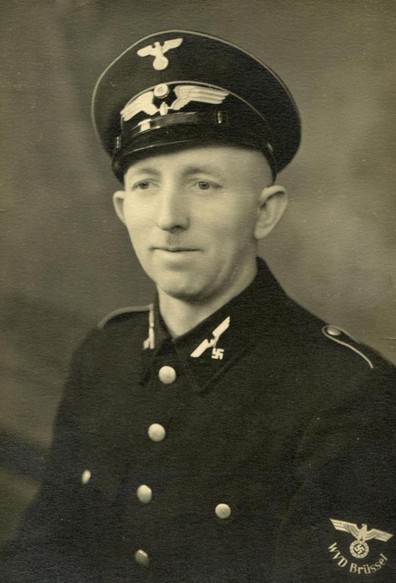 An Amazing & Most Rare Un-Issued Fully Intact Strip of 18 Third Reich Reichsbahn Ärmeladler – WVD BrusselsArm Badges of the German Railways Armed Forces Traffic Directorate (WVD), Brussels Division