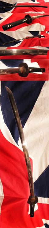 A Good Early Samurai Katana, Koto Era, With Carved Horimono Blade,