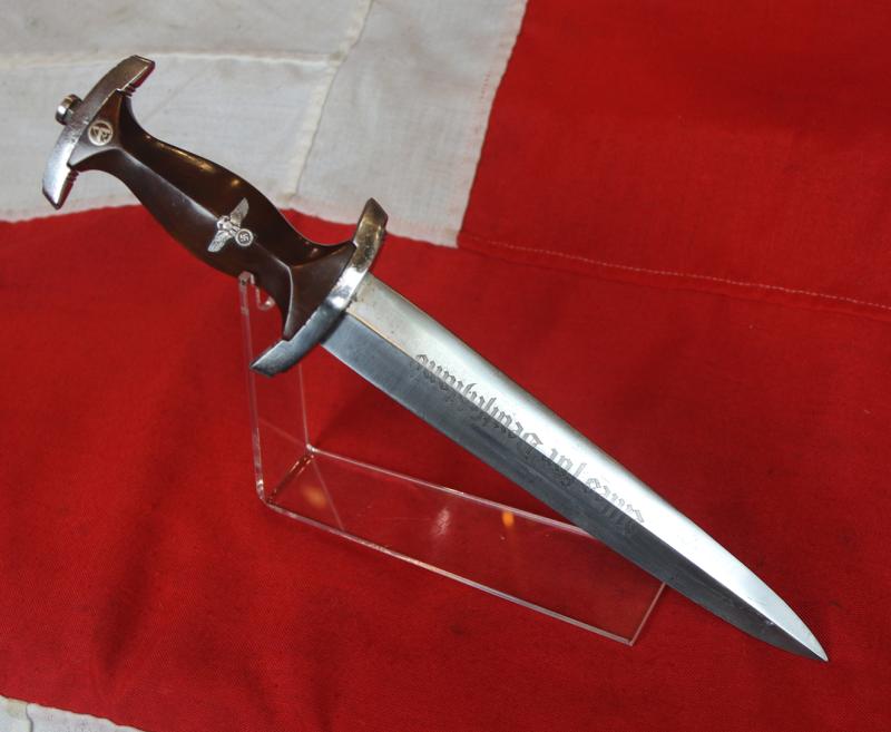 An Early WW2 Original German 1933 Pattern SA Sturmabteilung {Storm Troopers} Dagger by Karl Tiegel. RZM Maker Code Numbered M7/81/40