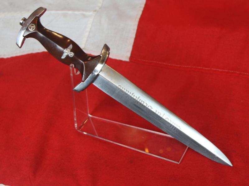 An Early WW2 Original German 1933 Pattern SA Sturmabteilung {Storm Troopers} Dagger by Karl Tiegel. RZM Maker Code Numbered M7/81/40