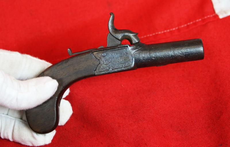A Good 19th Century 1830's King George IVth English Percussion Derringer Type Pistol. The Kind Of Boxlock Pistol Known In Dickensian England As A 'Barker'