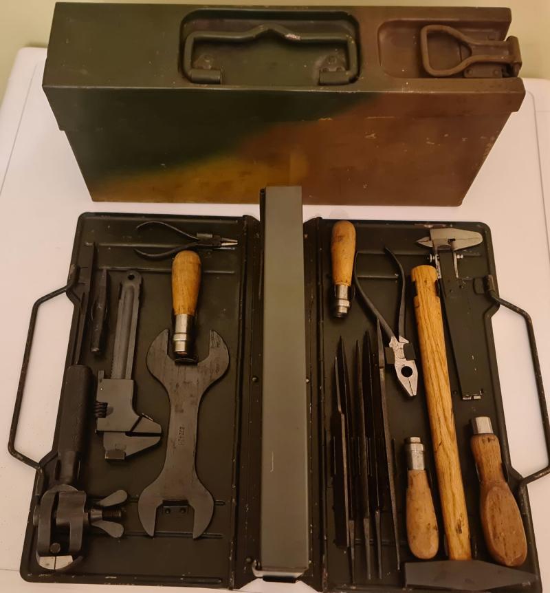 An Incredibly Rare And Immensely Desirable Original Collectors Item For Machine Gun Collectors. A 1938 Dated Mauser, WW2 German MG 34 Machine Gunners Tool Kit