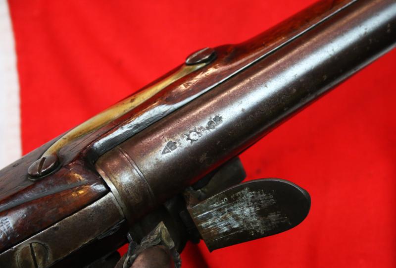 A Wonderful Ordnance Contract, Napoleonic Wars 'Brown Bess' Officer's Musket, Made by One Of The Most Famous and Greatest English Gunsmiths, Harvey Walklate Mortimer. A Fabulous Quality Example, In Superb Condition. Circa 1790