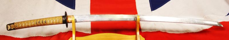 Early Shinto, Signed, Yamashiro Daijo Fujiwara Kunitsugu (山城大掾藤原国次) Handachi Sword With Full Suite Of Omori Teruhide School 'Omori Wave' Pattern of Handachi Koshirae Of Churning Water With Inlaid Gold Sea Spray Droplets. Kinai School Budou-sukashi Tsuba