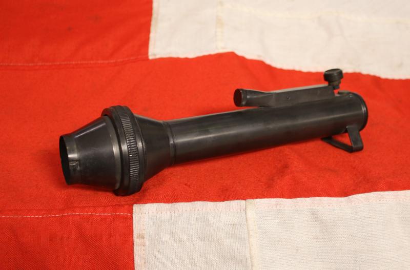 A Superb and Scarce WW2 Issue SBS Morse Signalling Torch in Dark Green. AP16001 Admiralty Pattern Made in Canada CCB. For Covert Tactical Signalling